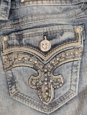 Rock Revival Embellished Light Blue Women’s Ankel Skinny Cropped Denim Jeans